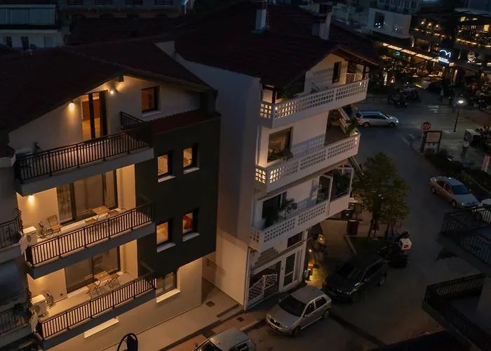 Element Suites - Red - Apt 1Bd - Kalambaka